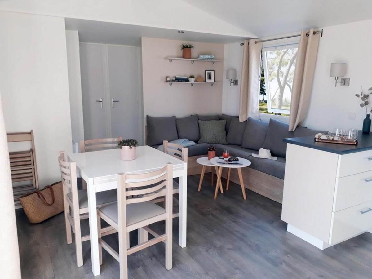 Chalet Enjoy Oostkapelle Exterior foto